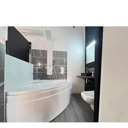 Charmant Studio Baignoire Narbonne Eksteriør billede