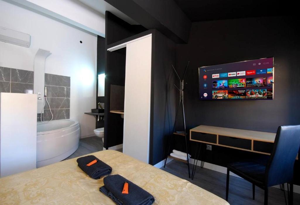 Charmant Studio Baignoire Narbonne Eksteriør billede